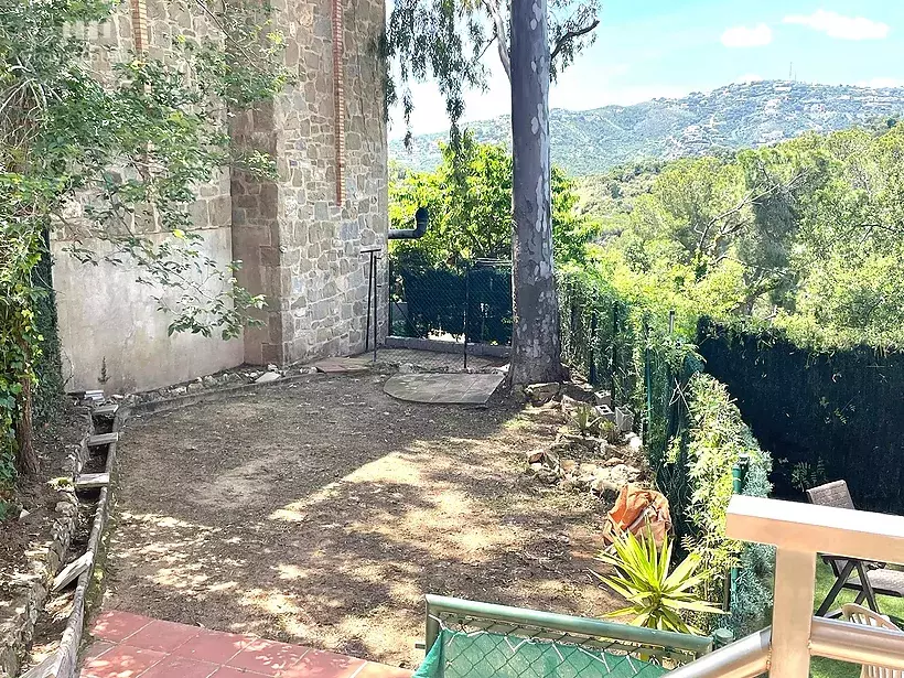 Two-flat opportunity with terrace and community pool in Platja de Aro Politur