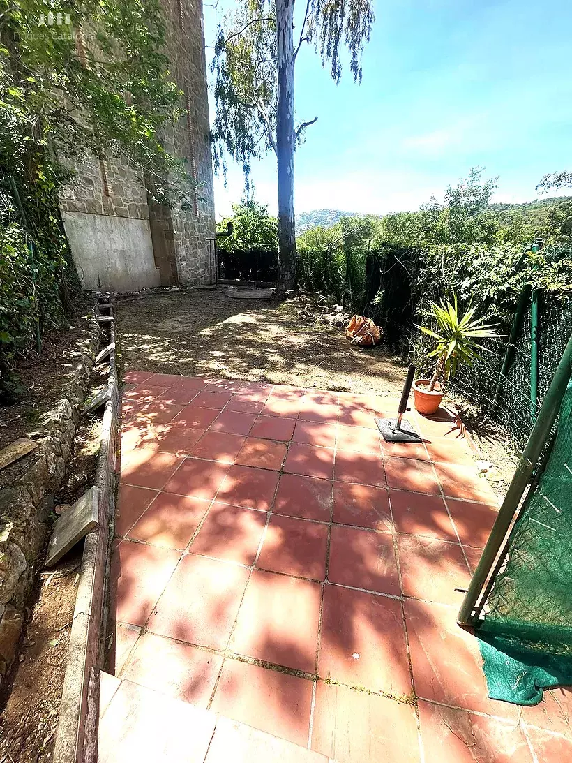 Oportunidad dos pisos con terraza y piscina comunitaria en Platja de Aro  Politur