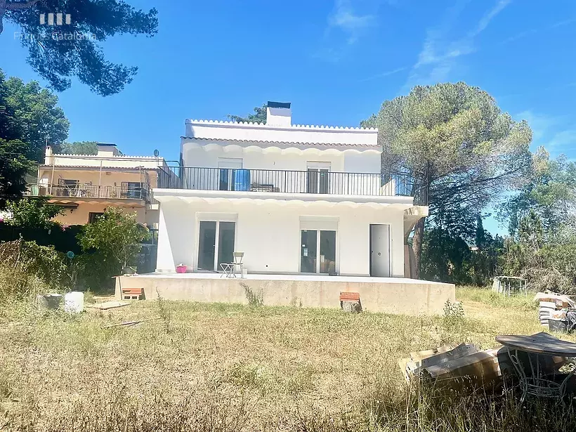 Brand new house with 566 m2 plot, 4 bedrooms next to Consum Torre Valentina supermarket