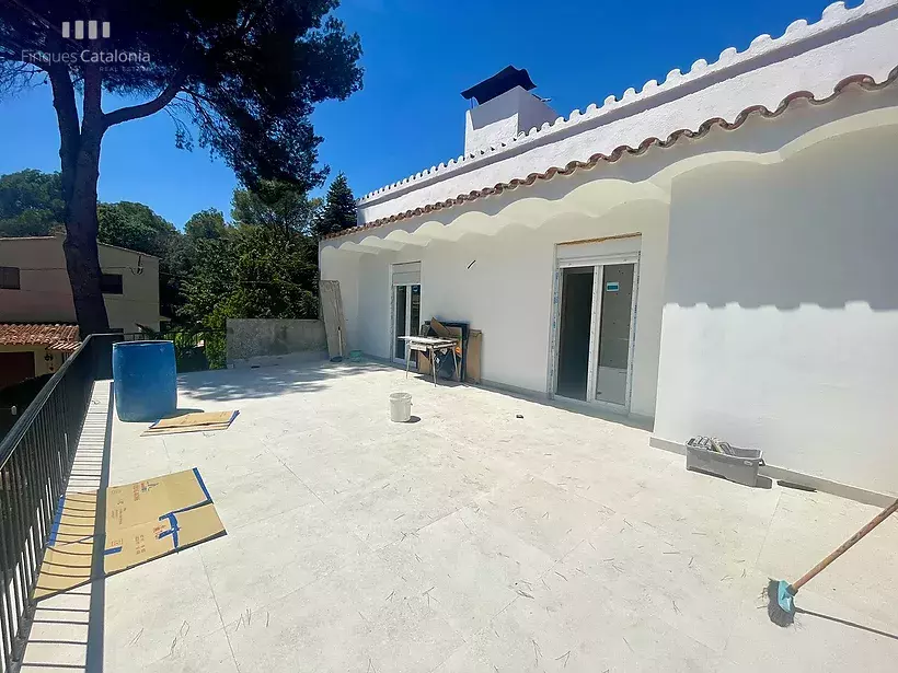 Brand new house with 566 m2 plot, 4 bedrooms next to Consum Torre Valentina supermarket