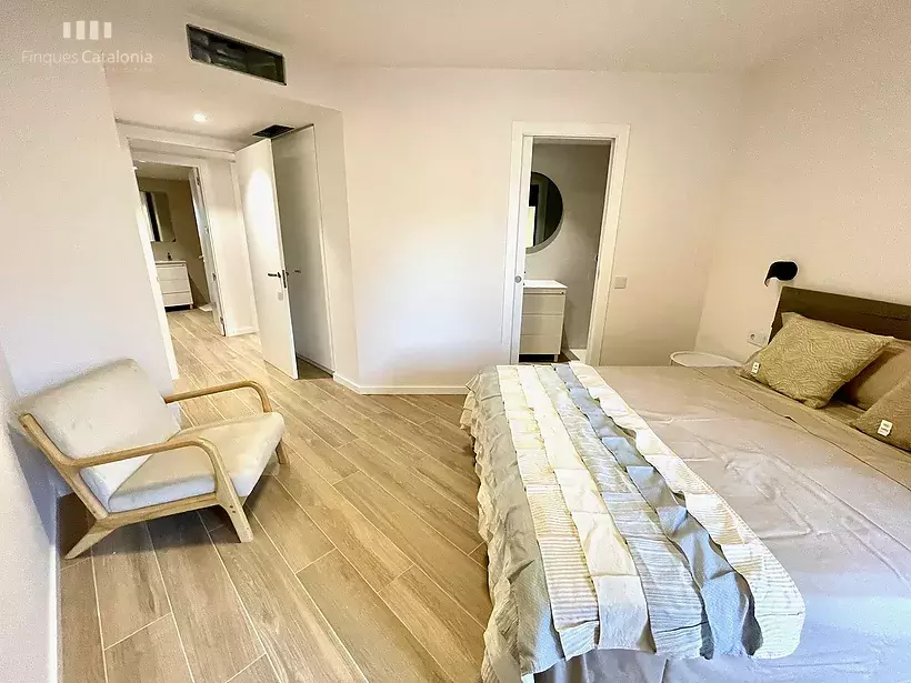 Estrena piso de 133 m2 obra nueva recién terminada a 100 metros de la playa en Sant Antoni