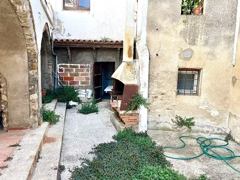 Casa rústica del 1.900 al centre del poble de Calonge