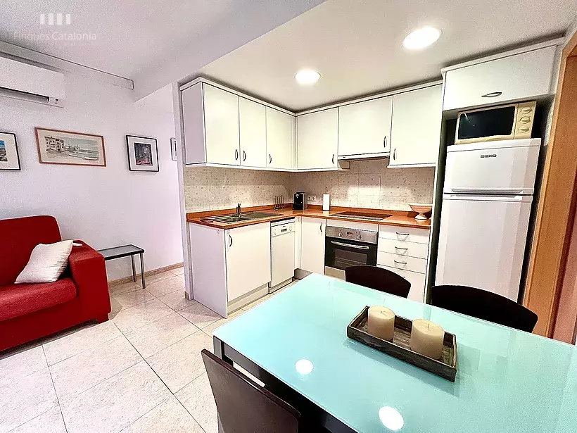 Piso impecable con 2 habitaciones dobles en 2ª línea de Sant Antoni de Calonge