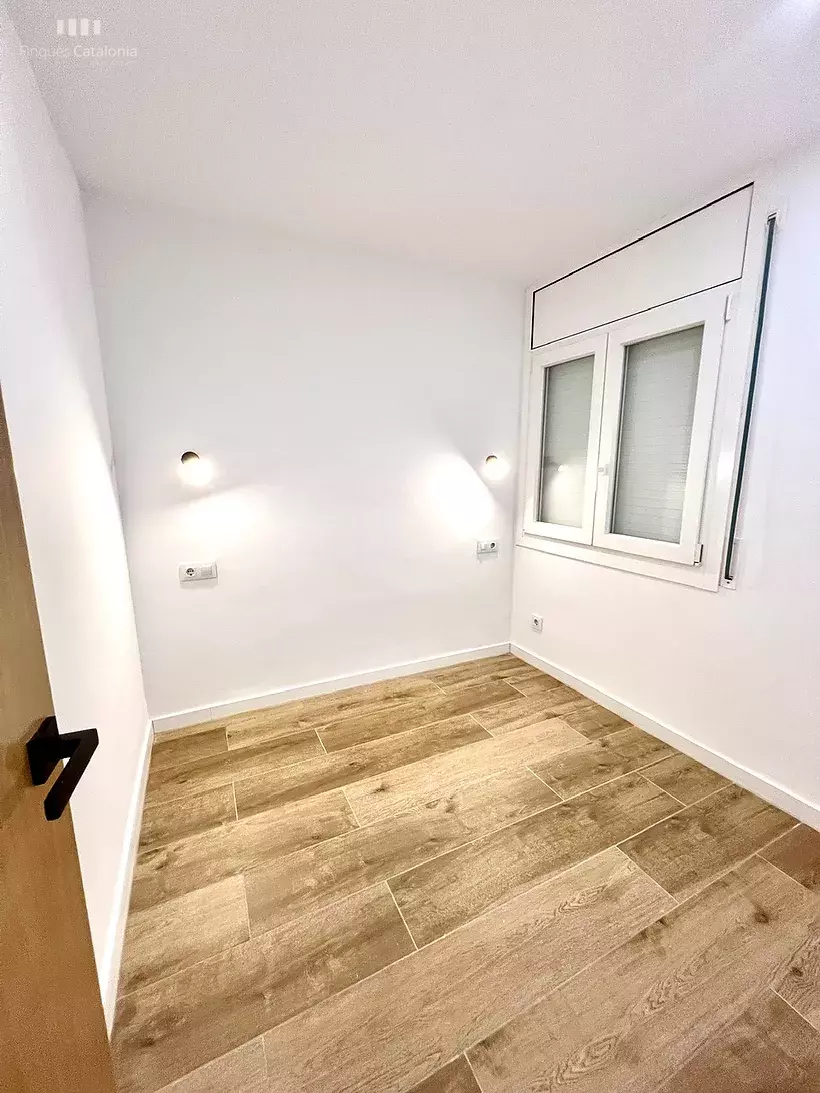 Appartement neuf au rez-de-chaussée à 50 mètres de la plage Sant Antoni.