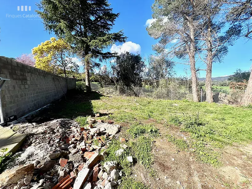 Maison neuve avec terrain de 566 m2, 4 chambres à côté du supermarché Consum Torre Valentina